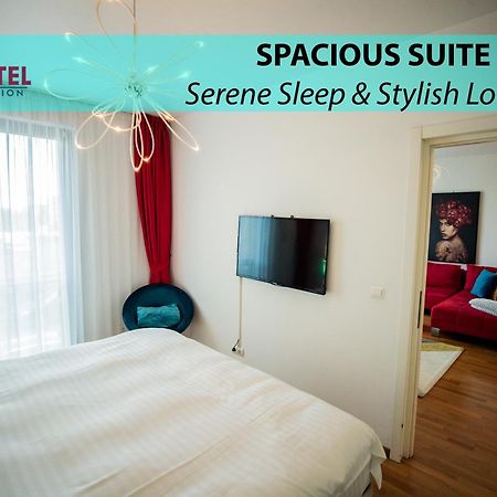 Red Hotel Riviera Suite&Lake 클루지나포카 외부 사진